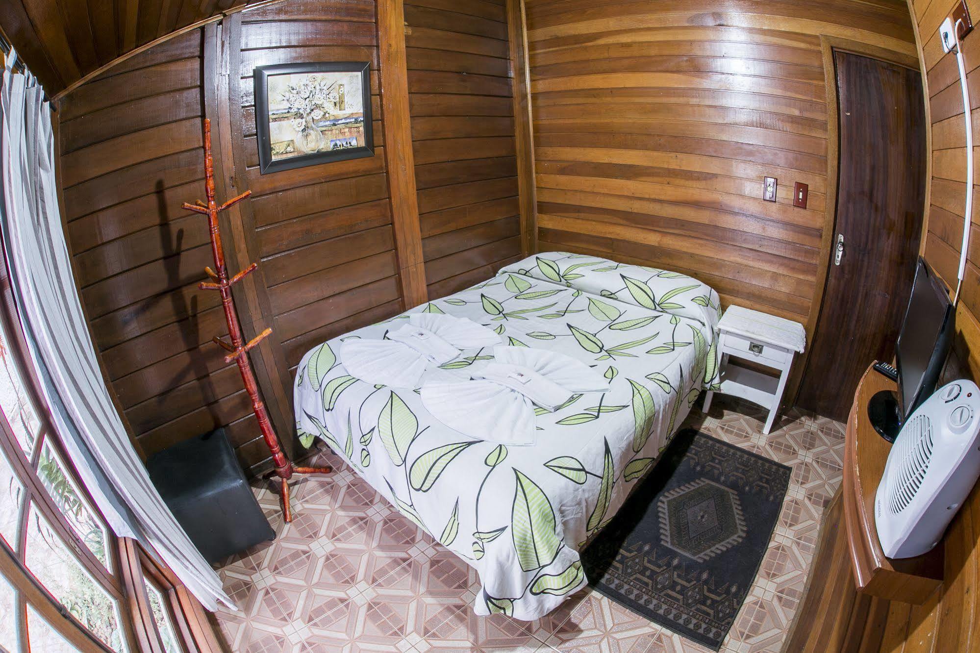 Quarto Duplo Econômico