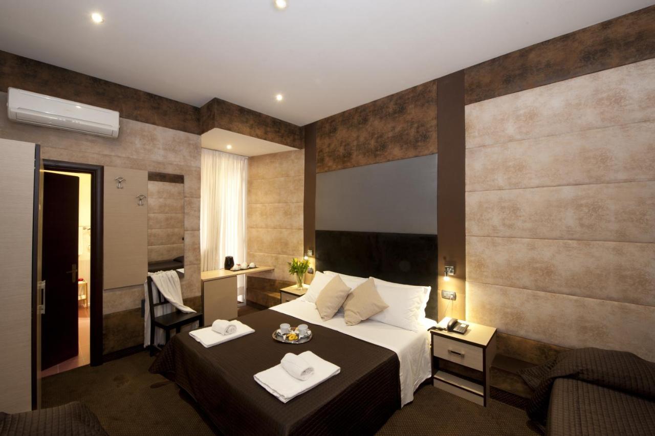 Standard Suite,747120950:JPEG