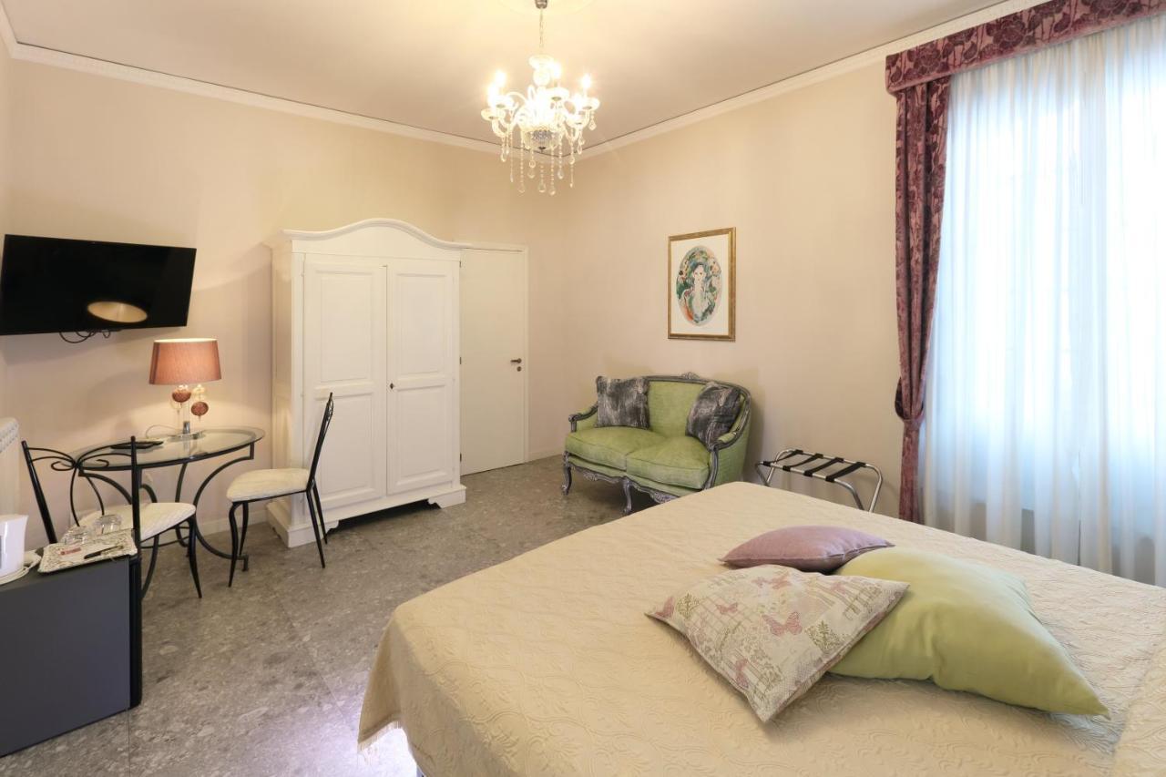 Large Double Room Sea View