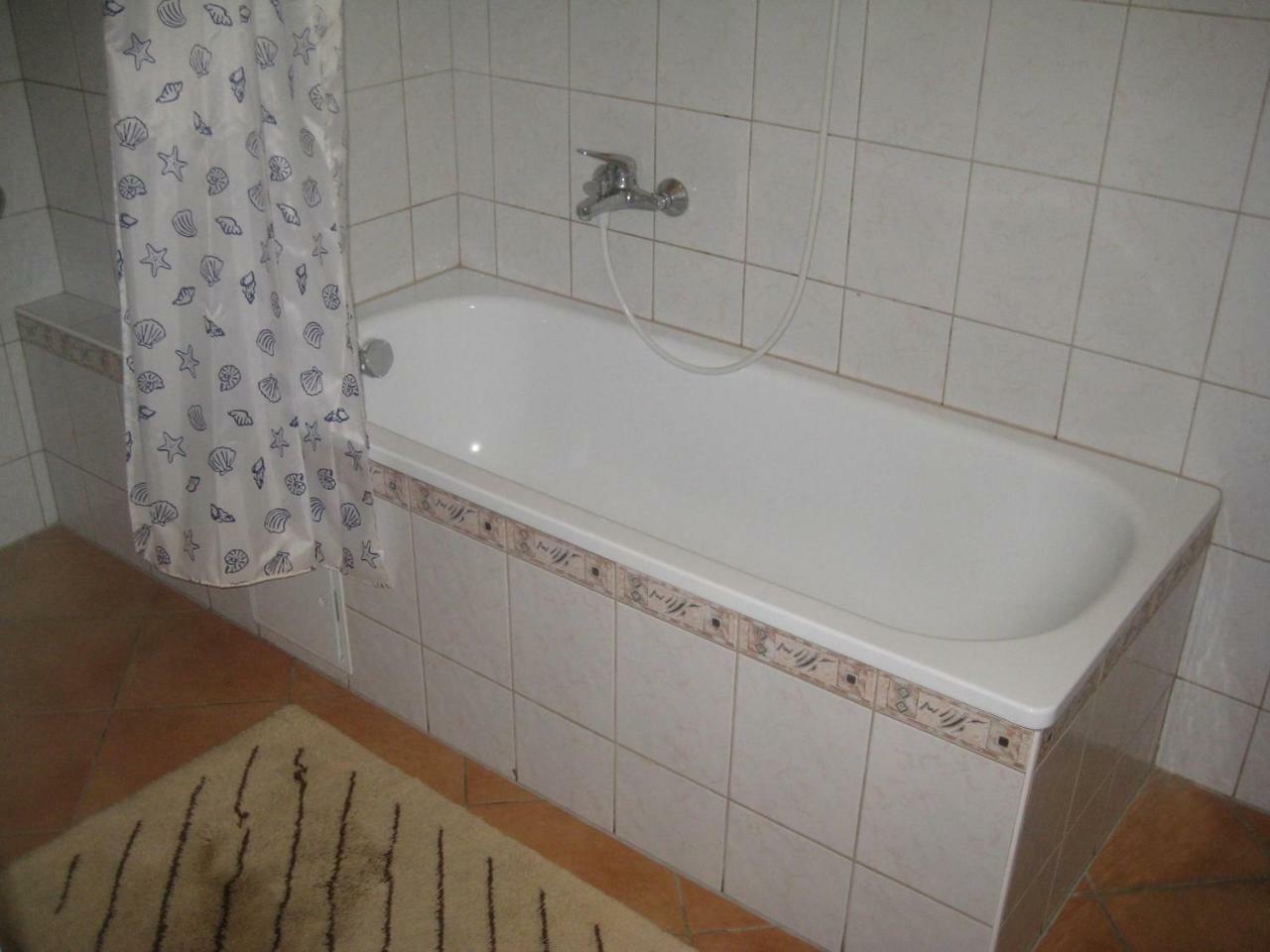 Camera Matrimoniale con Bagno Privato