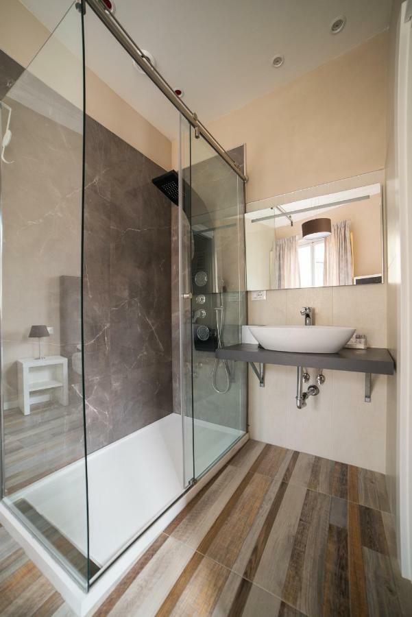 Deluxe Double or Twin Room City View