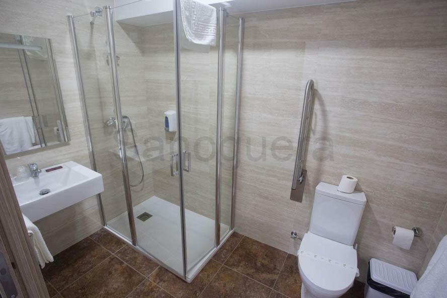 Queen Room Disability Access