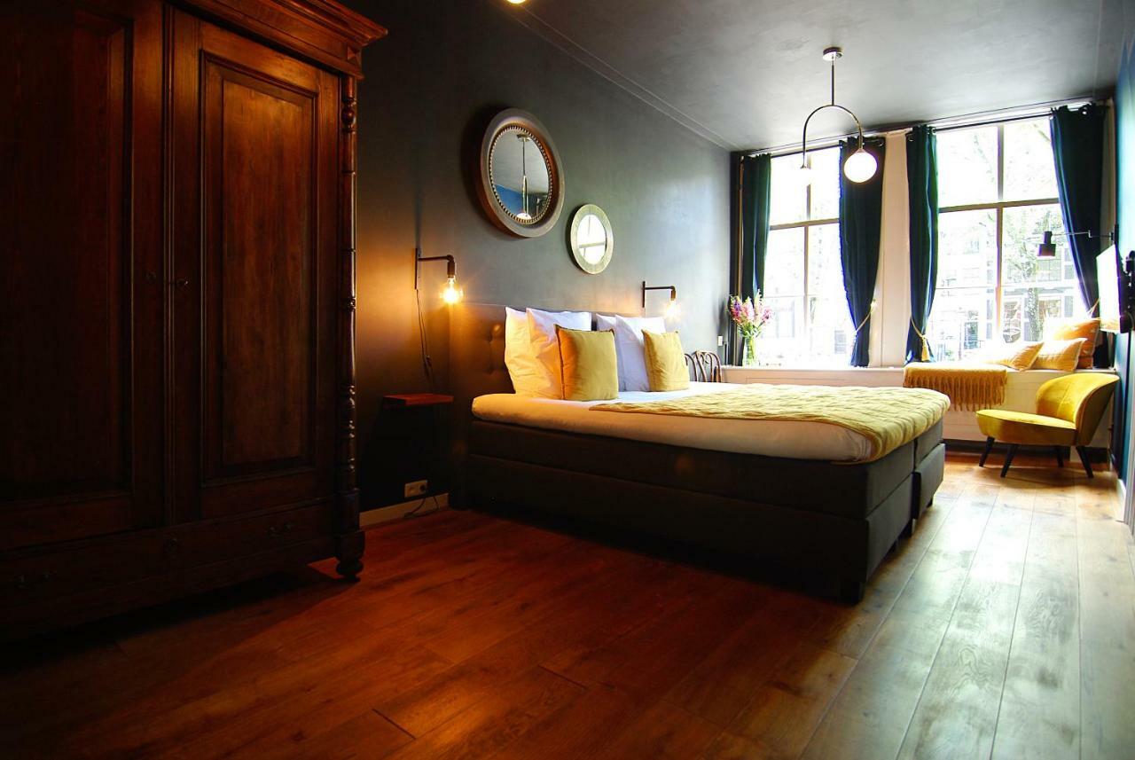 Deluxe King Suite,828362939:JPEG