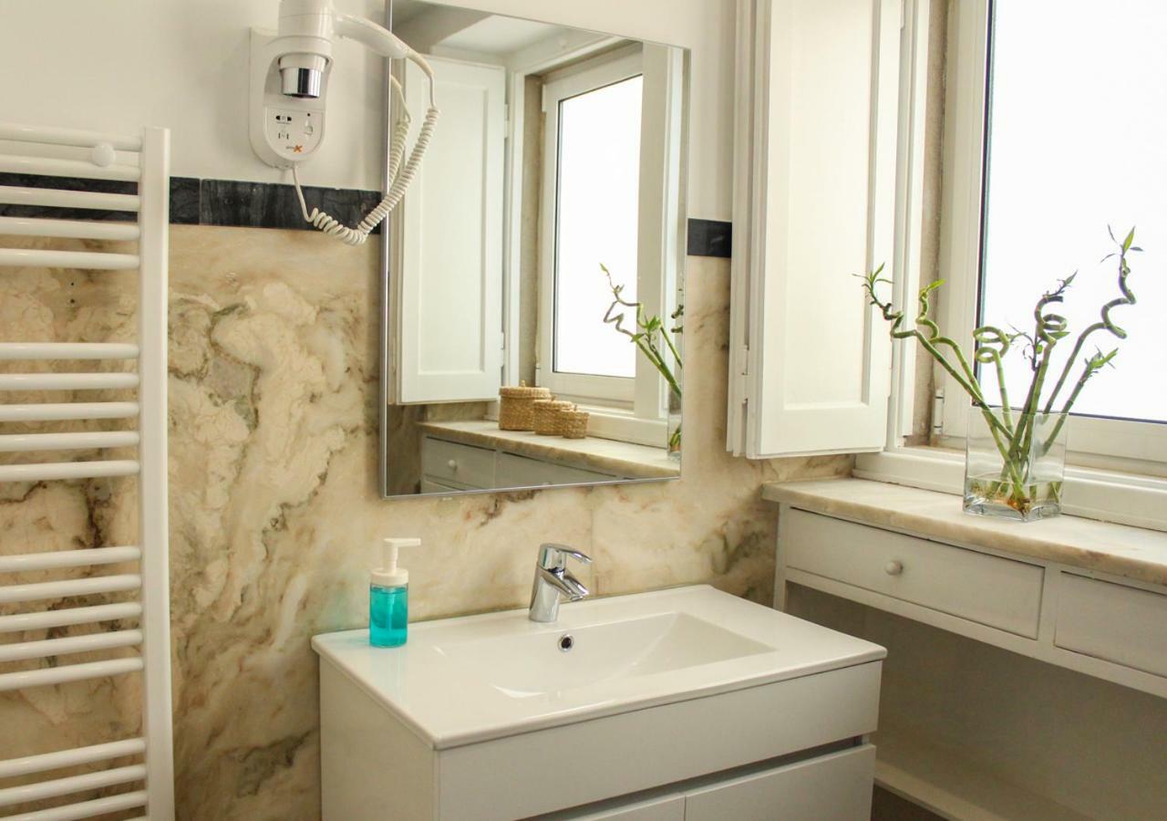 Standard Double Room with Shared Bathroom