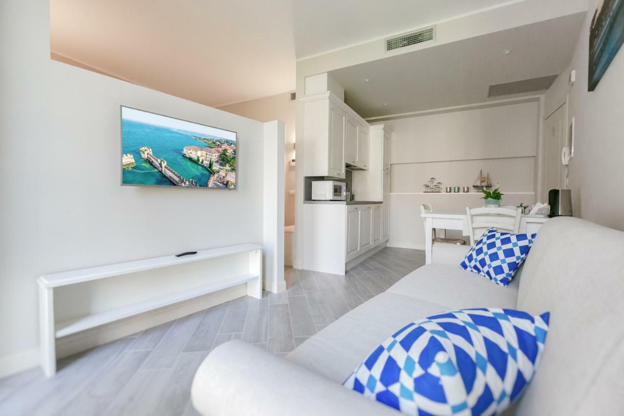 Superior Apartment,856090175:JPEG