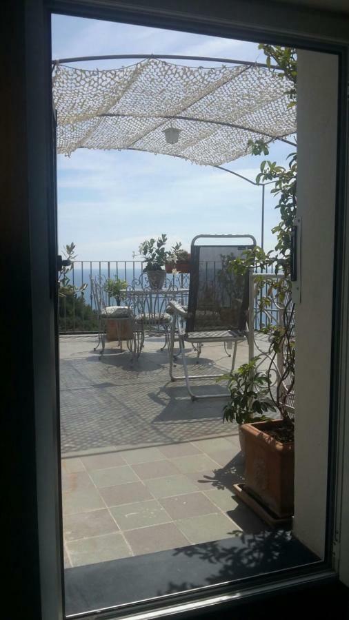 Double Room with Balcony and Sea View,862058480:JPEG