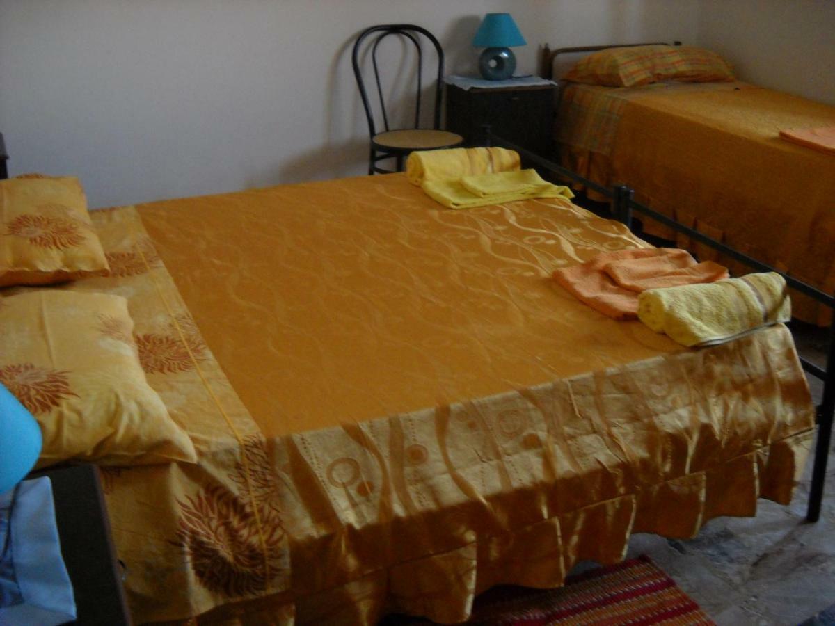Camera Matrimoniale Deluxe con 1 Letto Supplementare