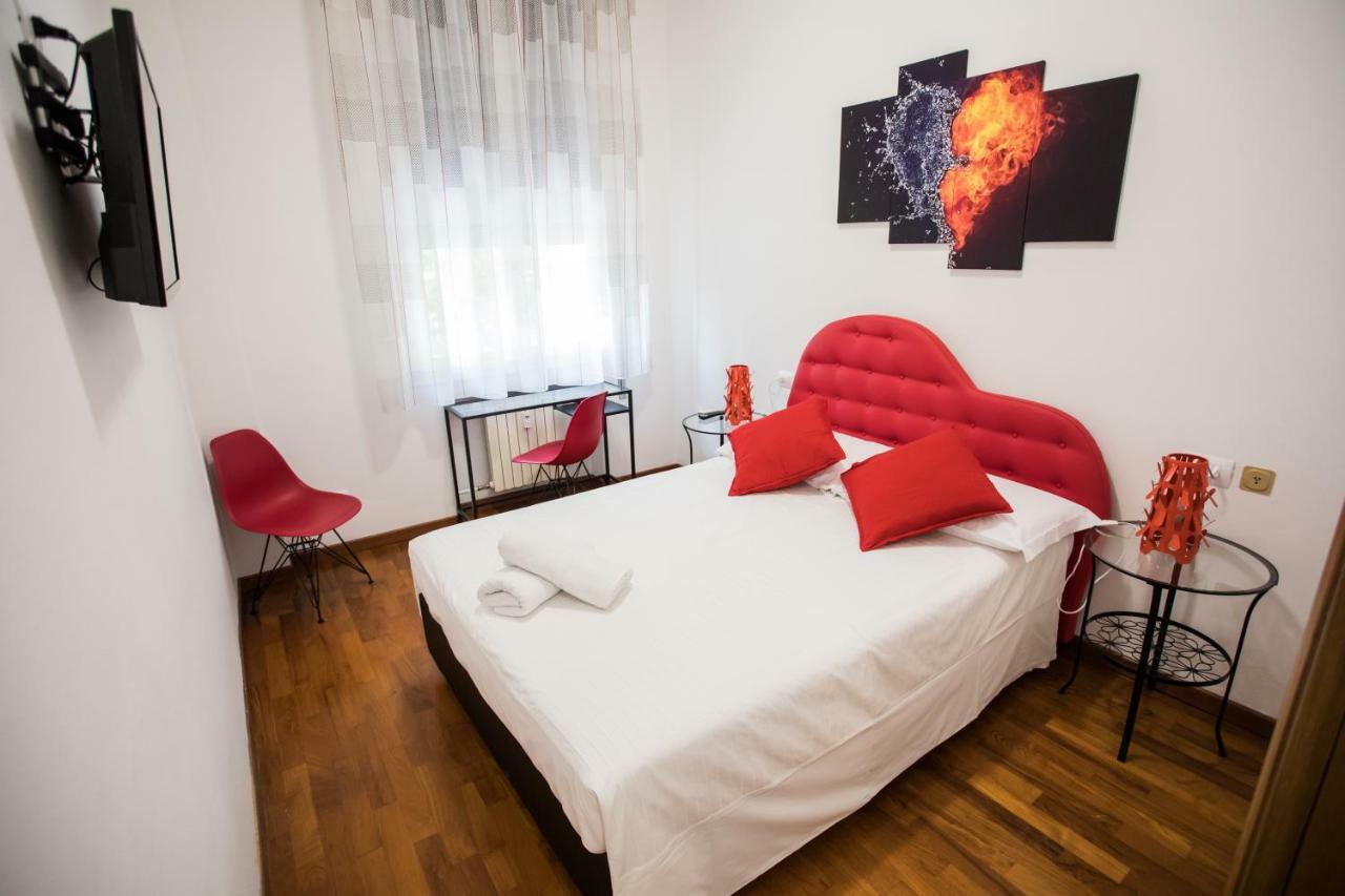 Double Room Private Bathroom