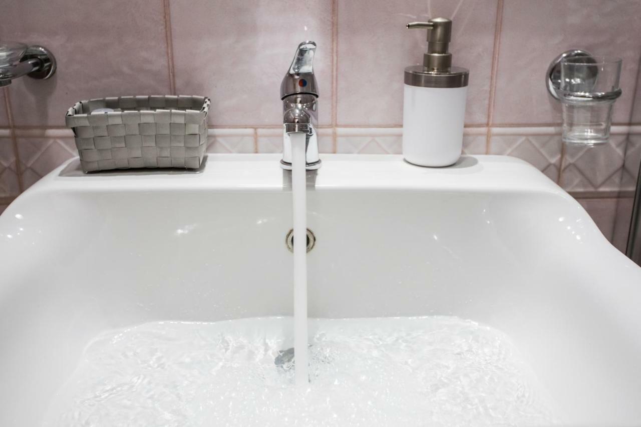Double or Twin Room Private Bathroom