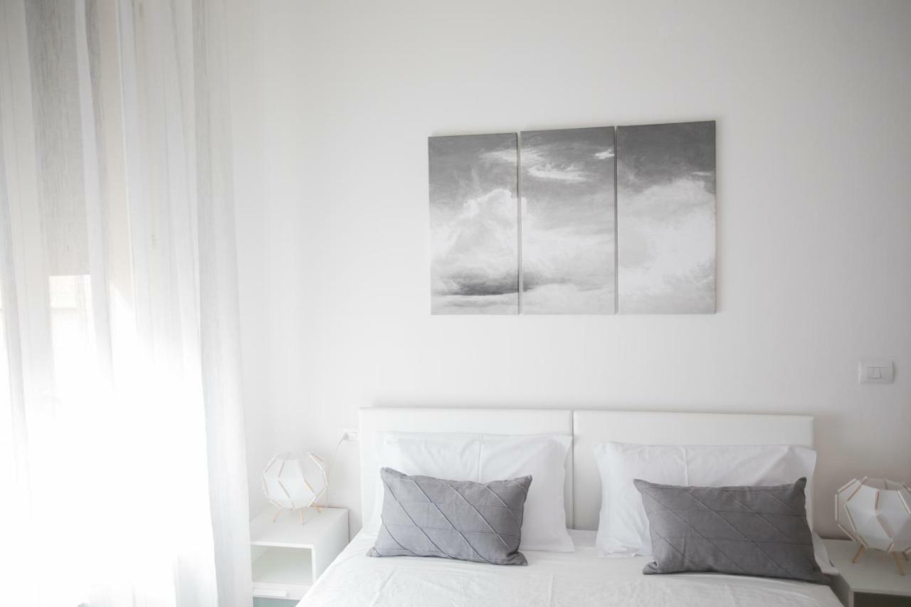 Large Double or Twin Room Private Bathroom