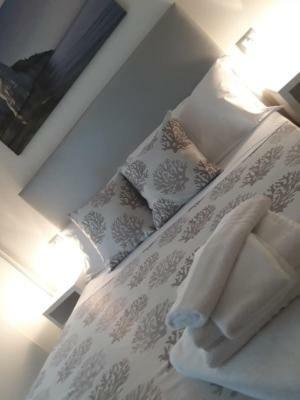 Double Room,910580968:JPEG