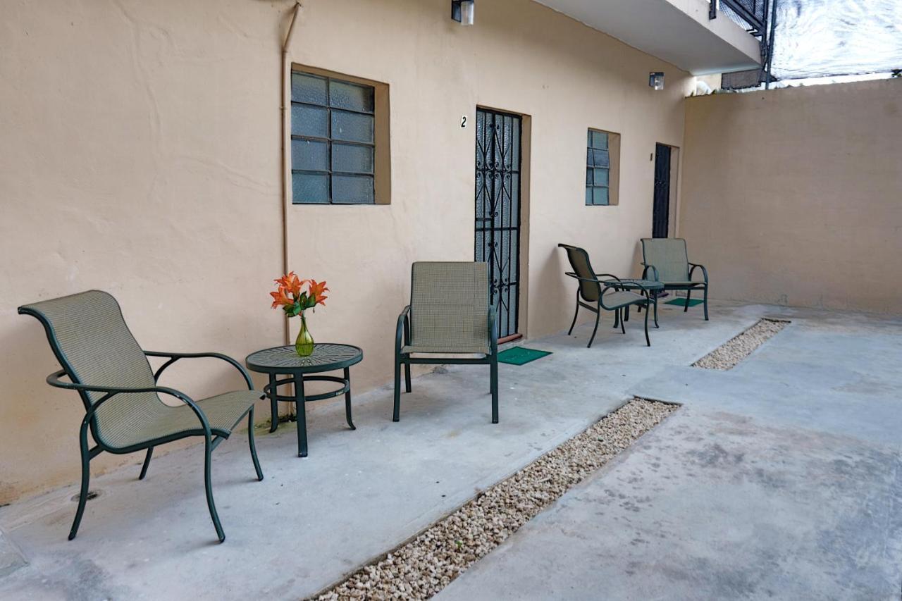 Twin Room,1173353562:JPEG