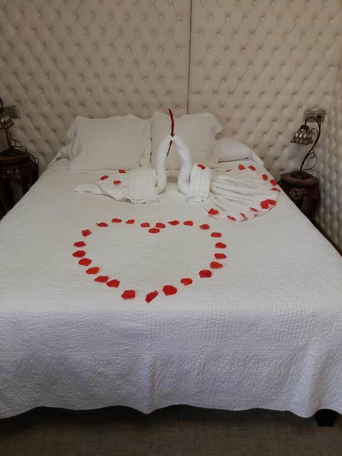 Deluxe Suite Spa Bath