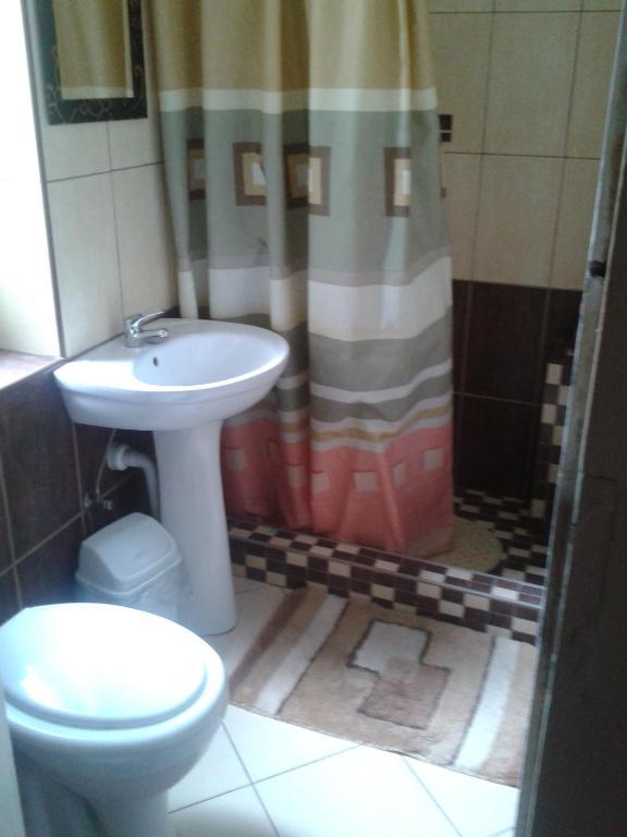 Habitación Estándar con baño compartido - 2 camas