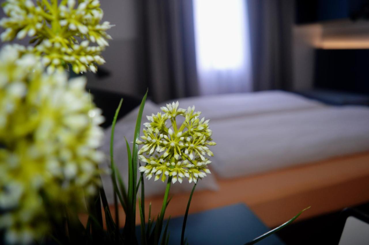 Tweepersoonskamer met Gedeelde Badkamer