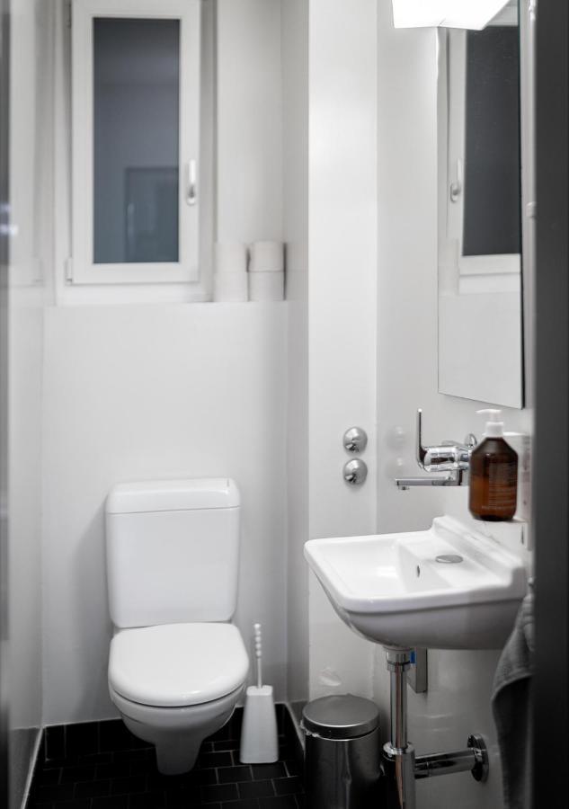 Habitación Individual Económica con baño compartido