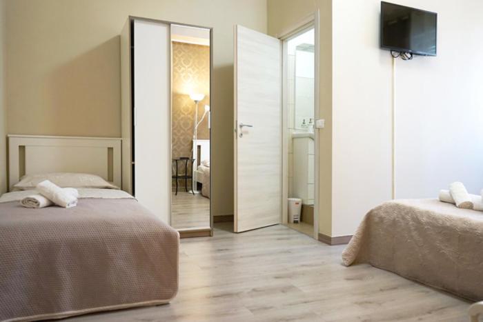Triple Room Private Bathroom