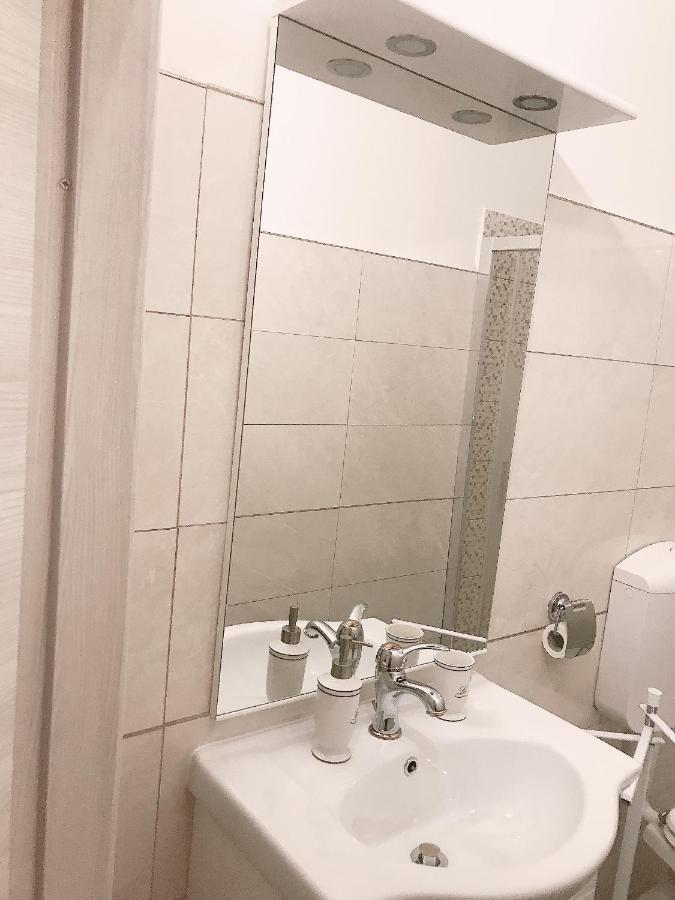 Triple Room Private Bathroom