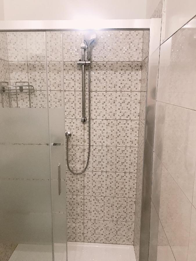 Triple Room Private Bathroom