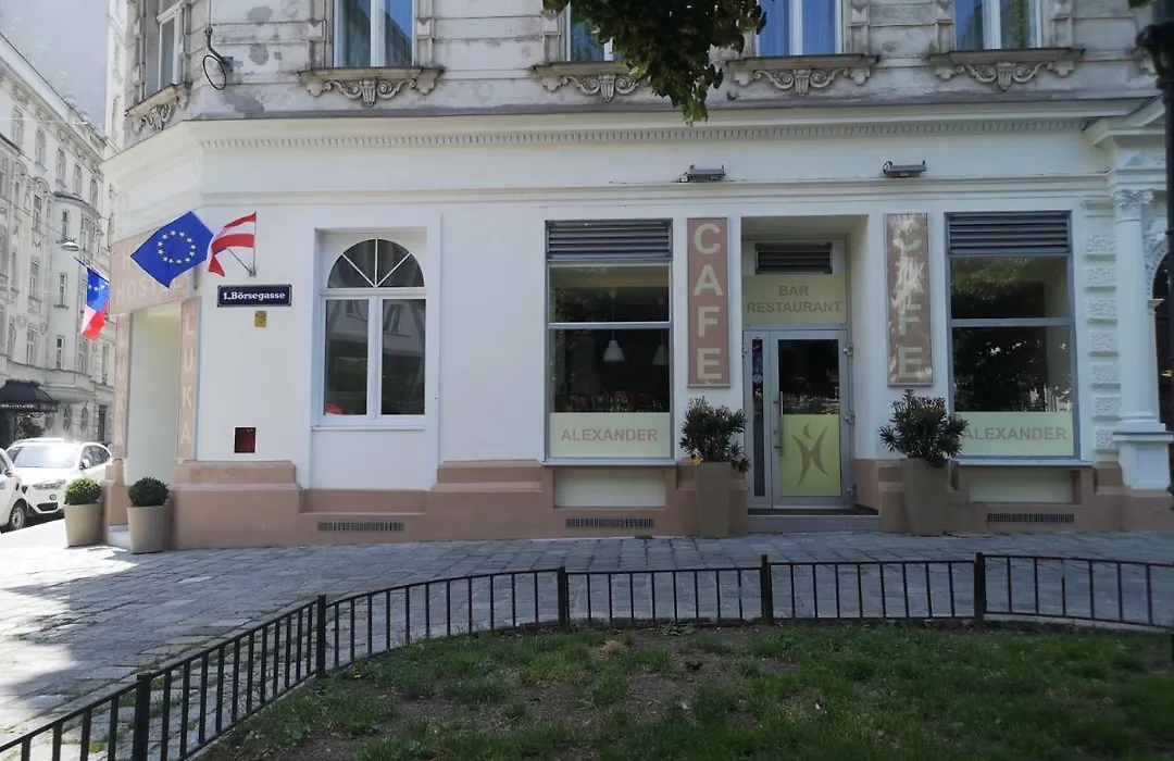 Ch-Hotel Luka Budget-1