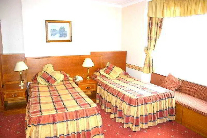 Rainbows Lodge Hotel And Serviced Apartments-1