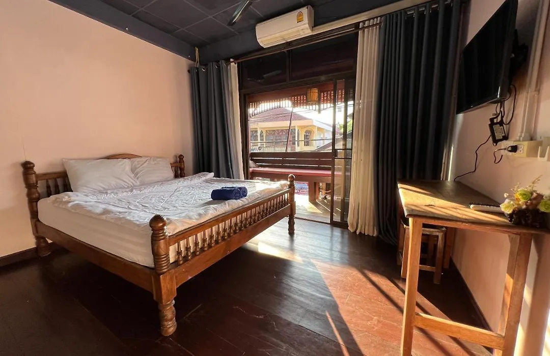 Madera House Chiang Mai-1