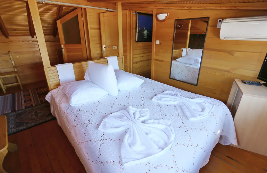Le Safran Suite Hotel-1