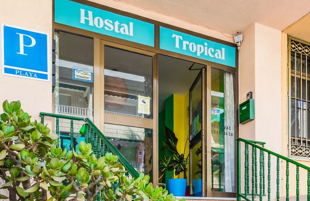 Hostal Tropical-1