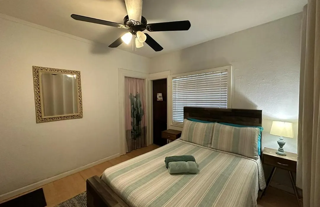 A Peaceful Stay In Miami-1
