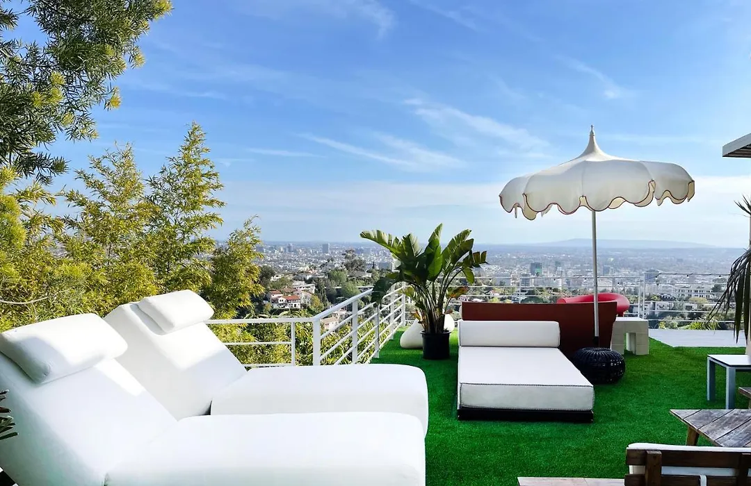 Hollywood Hills 1940S Mansion-1