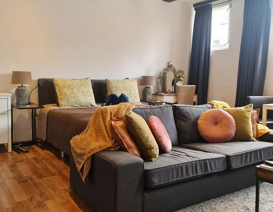 Crown Guesthouse Amsterdam-1