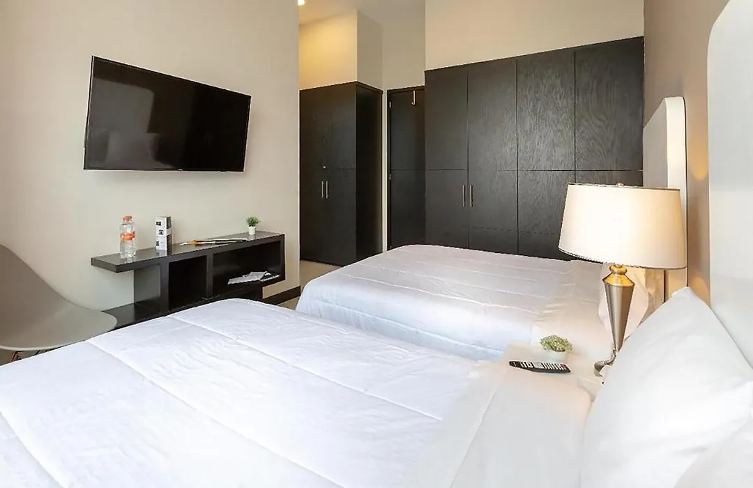 Laviu B&B Luxe Suites-1
