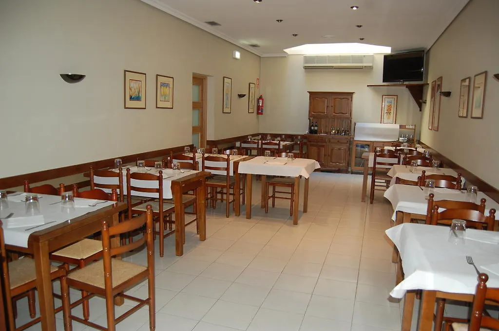Bar Pensión Restaurante Bidasoa-1