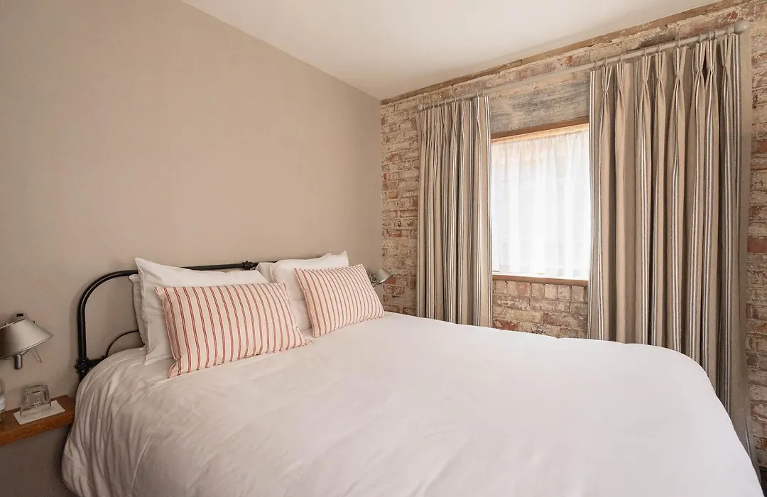 Rocksalt Rooms-1