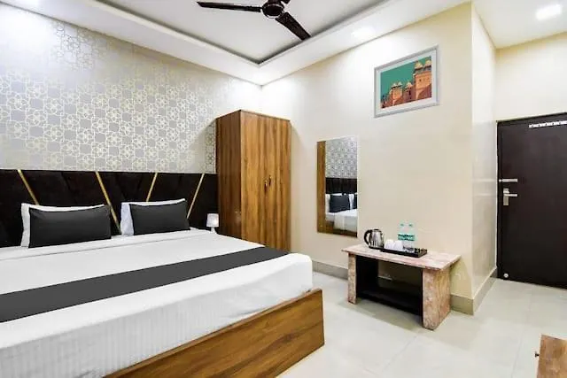 Hotel Green Park-1
