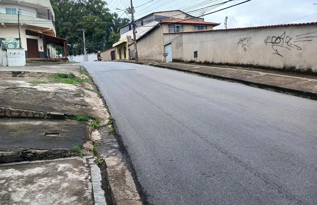 Casa no diamante barreiro BH!-1