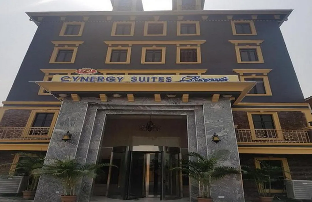 Cynergy Suites Royale - Guest Room-1