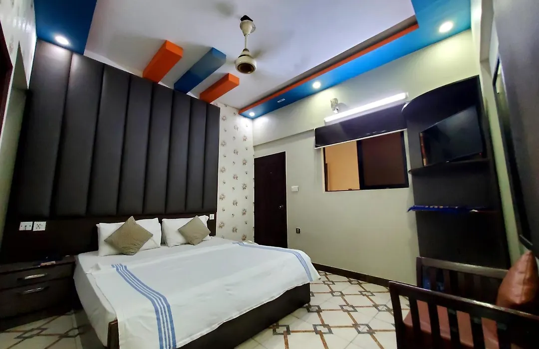 Diplomat Inn Hotel-1