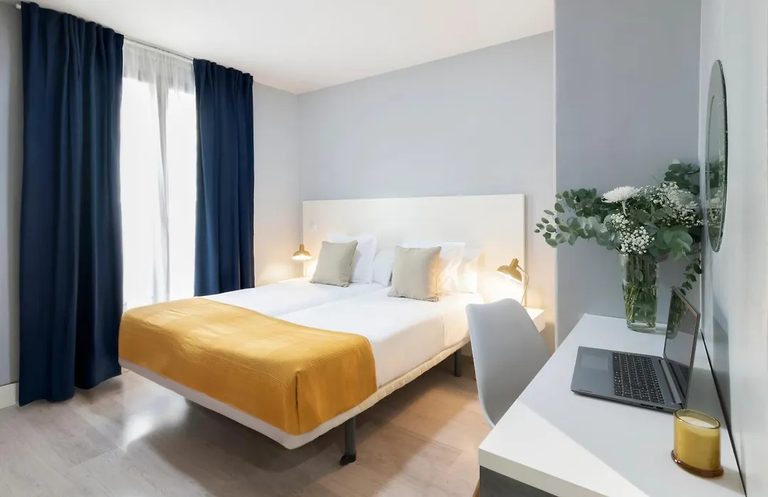 8Rooms Madrid, Smart Self Check-In Rooms-1