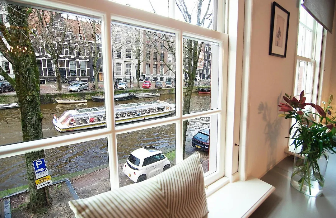 Sonnenberg - Canal side&view - Private&Central-1