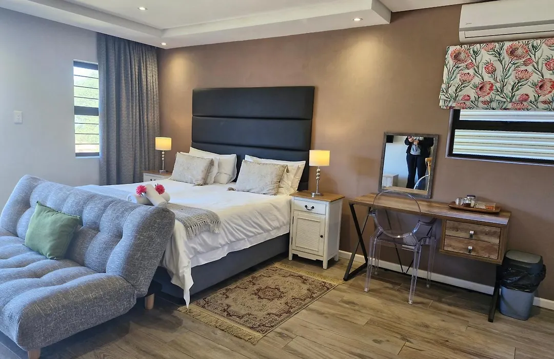 Casa Ridge Self-Catering-1