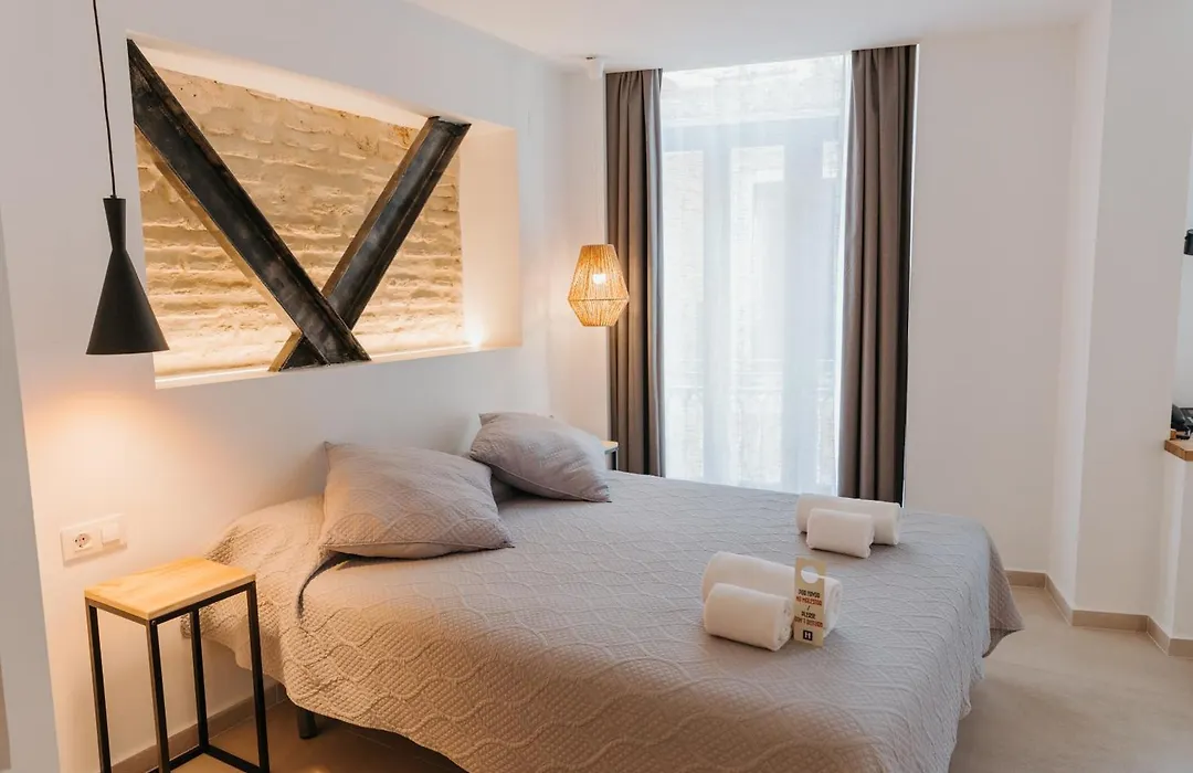 Hulot B&B Valencia-1