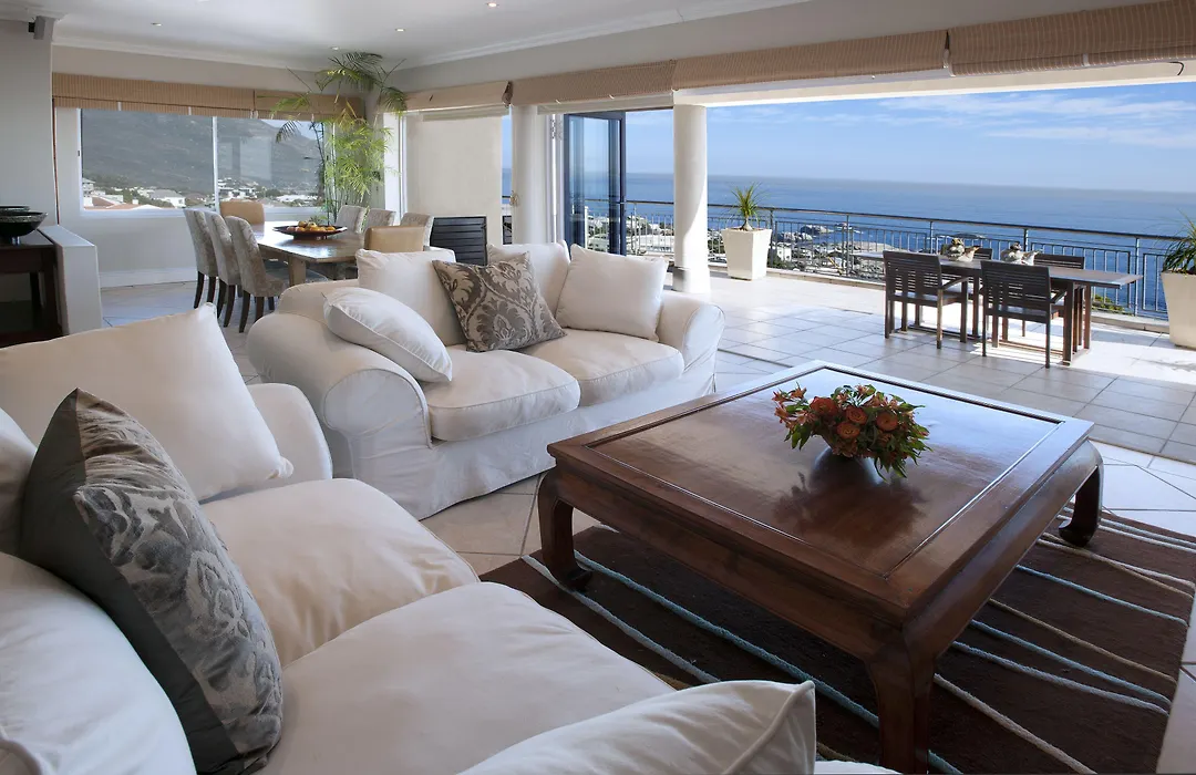 3 On Camps Bay-1