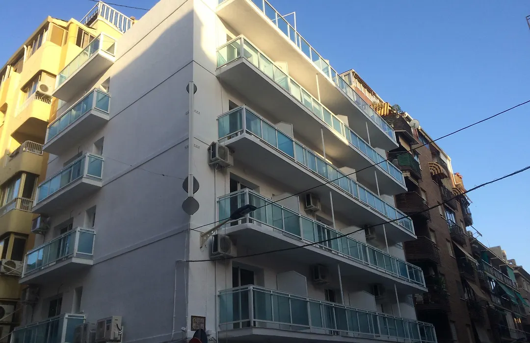 Benidorm Blue Beach Hostel-1