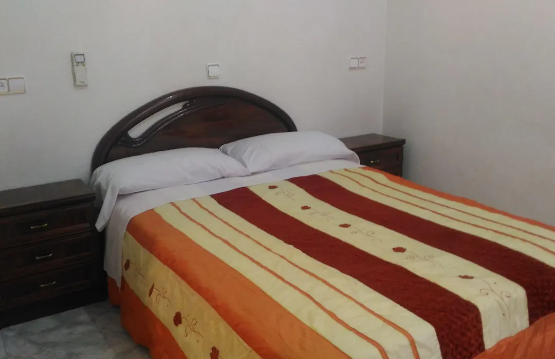 Hostal Palacios Fuencarral-1