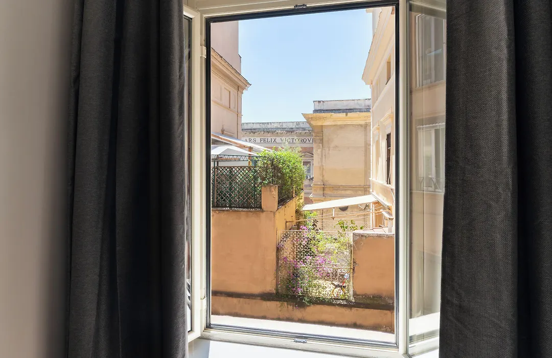 The Point Suites Rome - Guest House-1