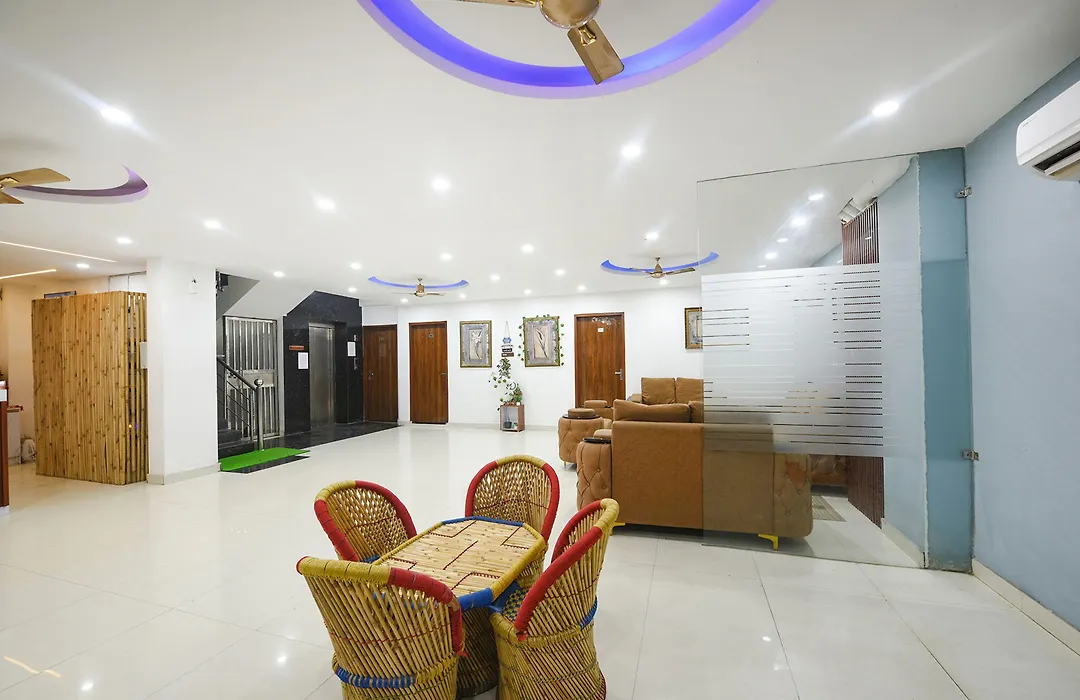 Fabhotel Wonderland Studio Rooms-1