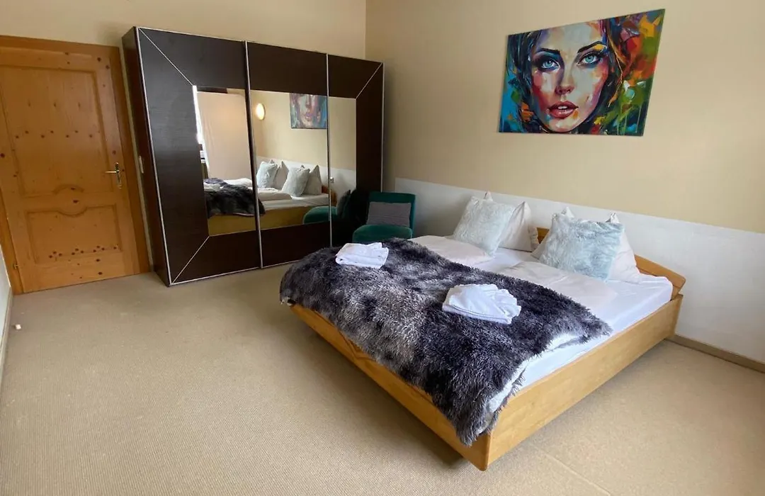 Katharina'S Sleepover - Budget Holiday Home-1