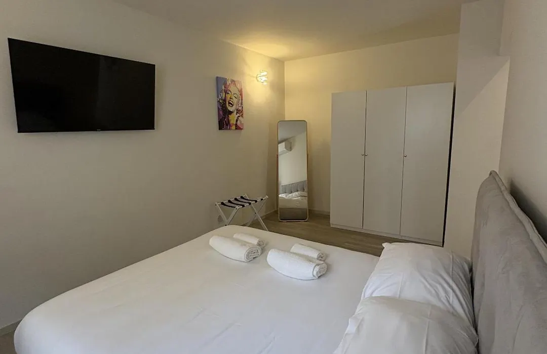 7Suites-1