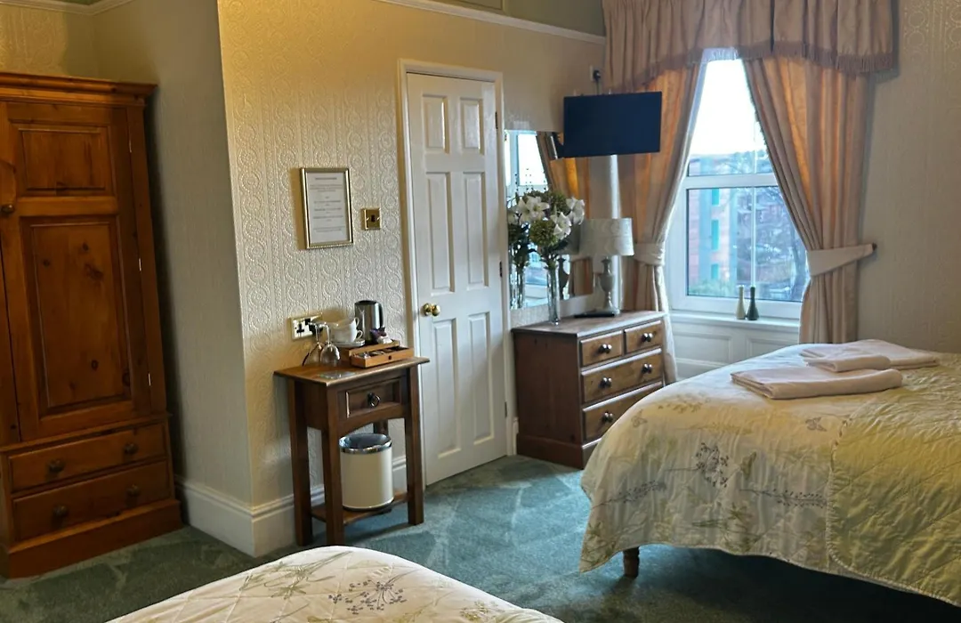 Glendale Guest House-1